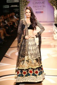 Designer Vikram Phadnis lakme fashion 2012